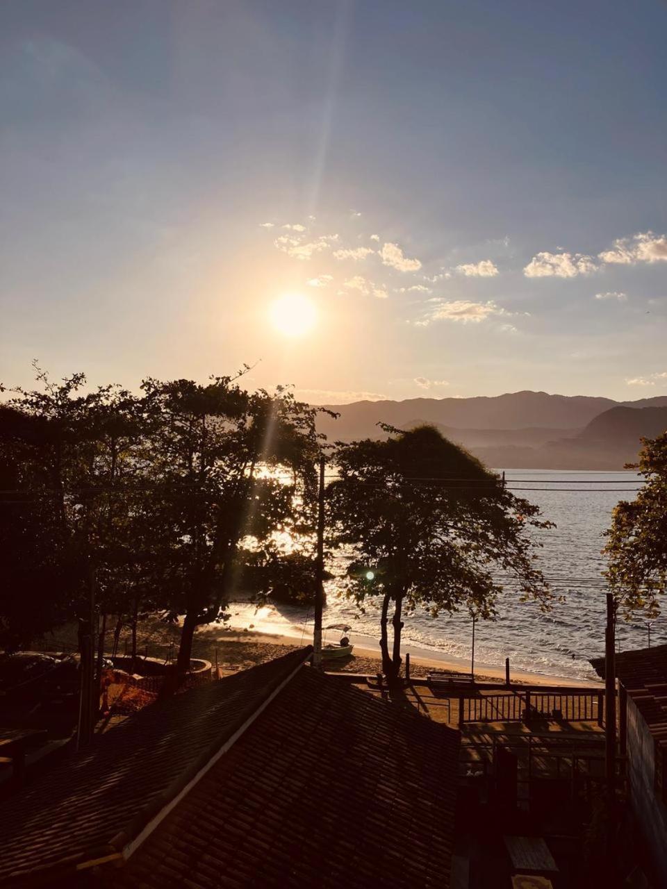 Yellow House Beira Mar Portinho Villa Ilhabela Exteriör bild